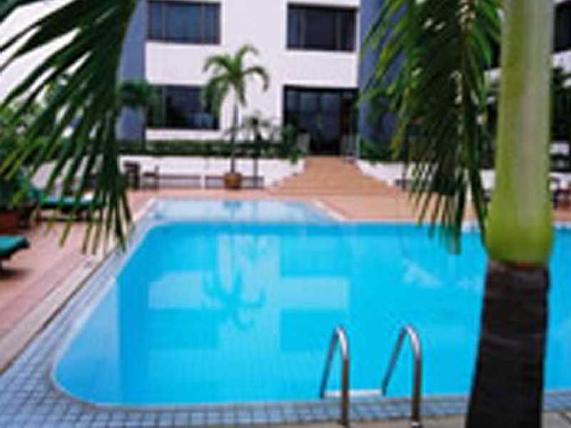Maxx Hotel Bangkok Exteriör bild